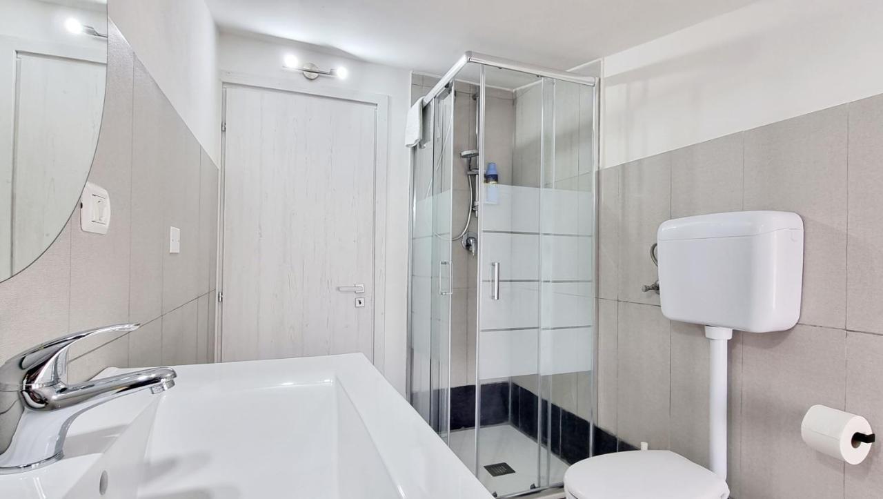 Guest Holiday Mandra 12 E 13 Reggio Emilia Bagian luar foto